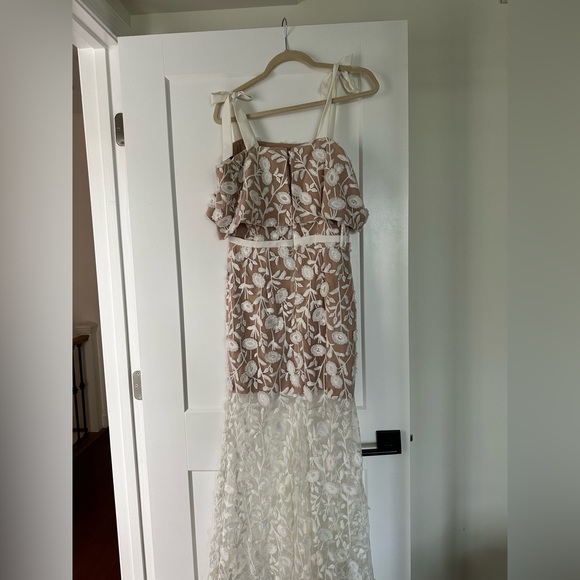 Jarlo Petite All Over Embroidered Lace Maxi Dress With Tie Shoulder Detail - Picture 5 of 8